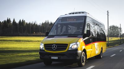 Le PubliCar Vaud à la demande est en route afin d’emmener les clients à bon port. 