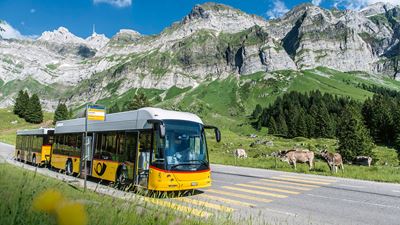 On the journey from Schwägalp to Urnäsch – in the background the Säntis.