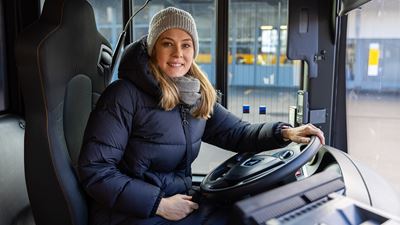 Christine Hofstetter, Communication Managerin Social Media PostAuto.