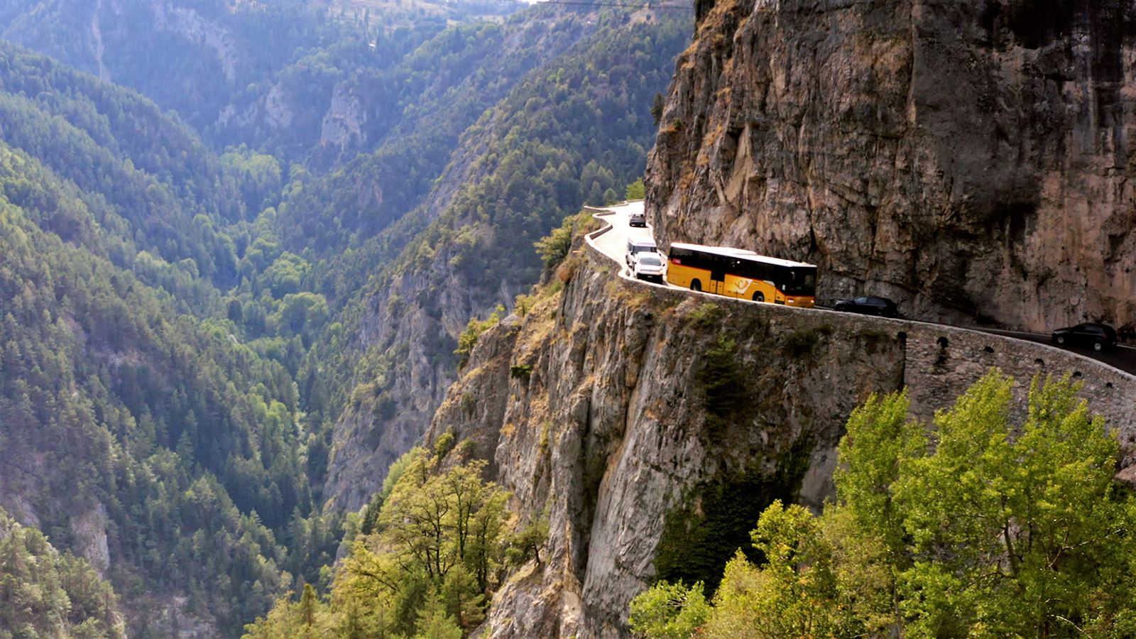 Postauto im Val d’Anniviers